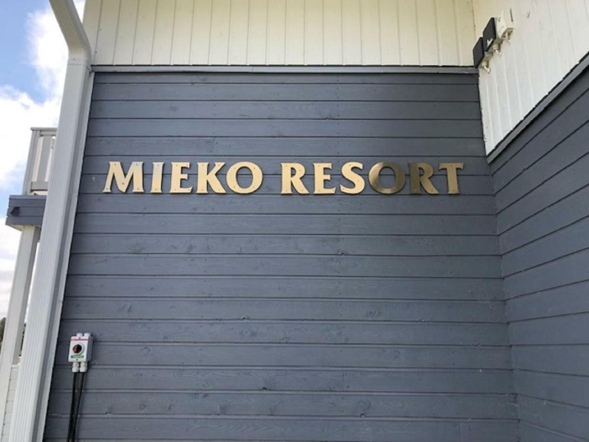 Miekojaervi Resort Pello Dış mekan fotoğraf